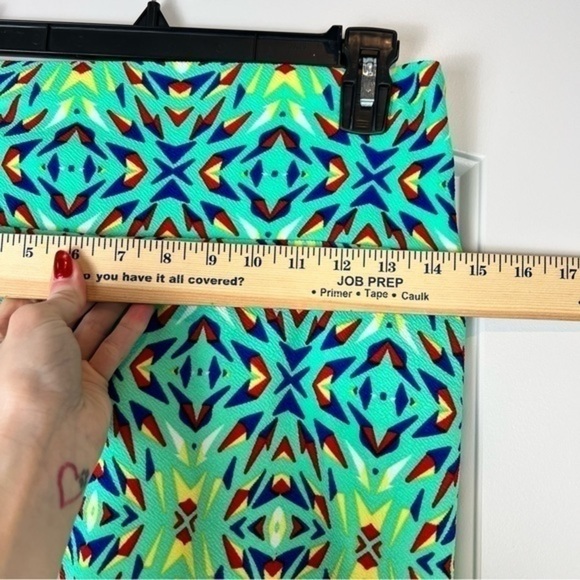 Lularoe Womens Cassie Pencil Skirt Green Blue Geometric Stretch Pull On S - Picture 3 of 7